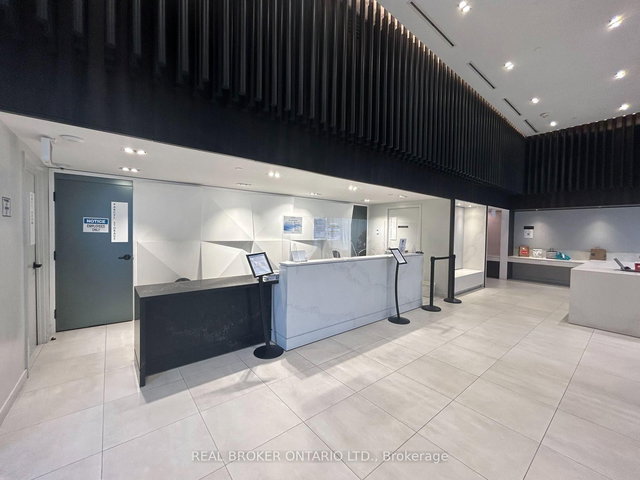 2212 - 4065 Confederation Parkway