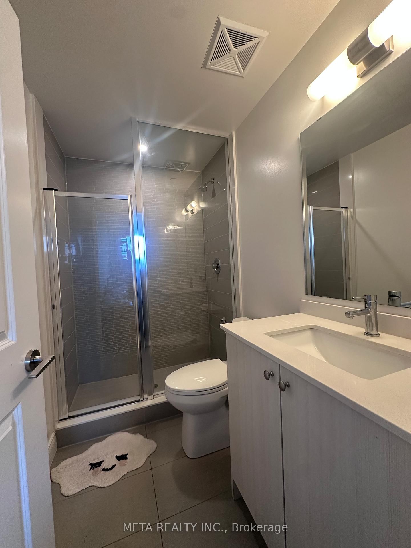 1050 MAIN Street, Unit 1105 - Photo 10