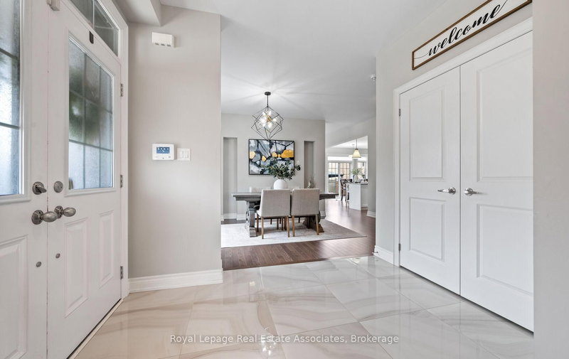 1285 Raspberry Terr, Milton, L9E 1N2 | Image 3