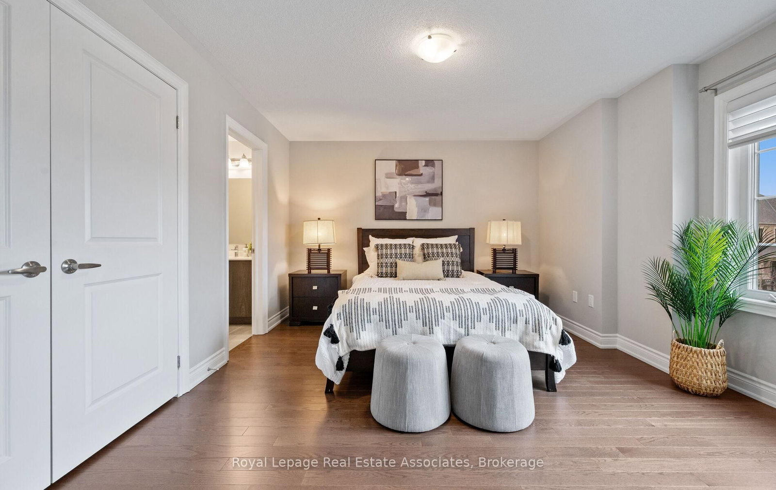 Detached House for sale at 1285 Raspberry Terrace, Milton, Ontario, L9E 1N2 - Ford - MLS: W12963120