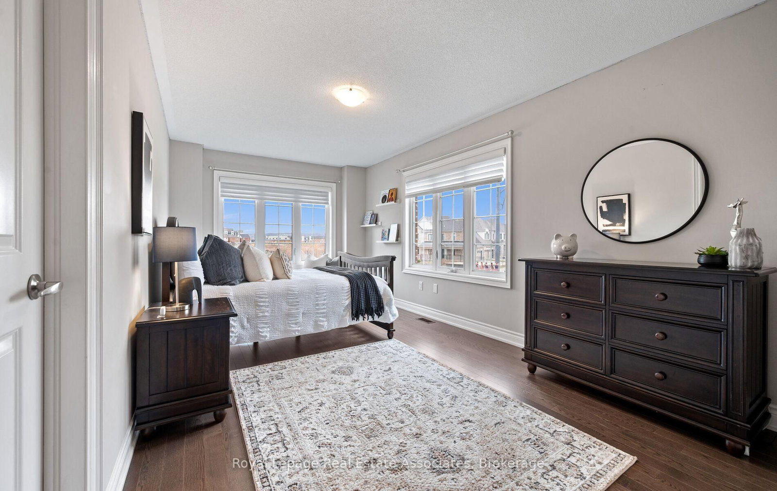 Detached House for sale at 1285 Raspberry Terrace, Milton, Ontario, L9E 1N2 - Ford - MLS: W12963120