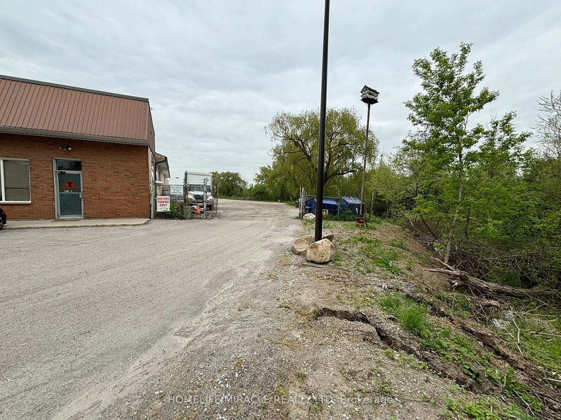 2 - 3153 Steeles Ave, Milton, L9T 2V4 | Image 3