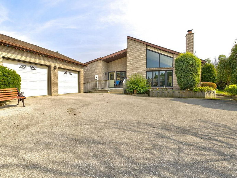 11331 Amos Dr, Milton, L0P 1B0 | Image 2