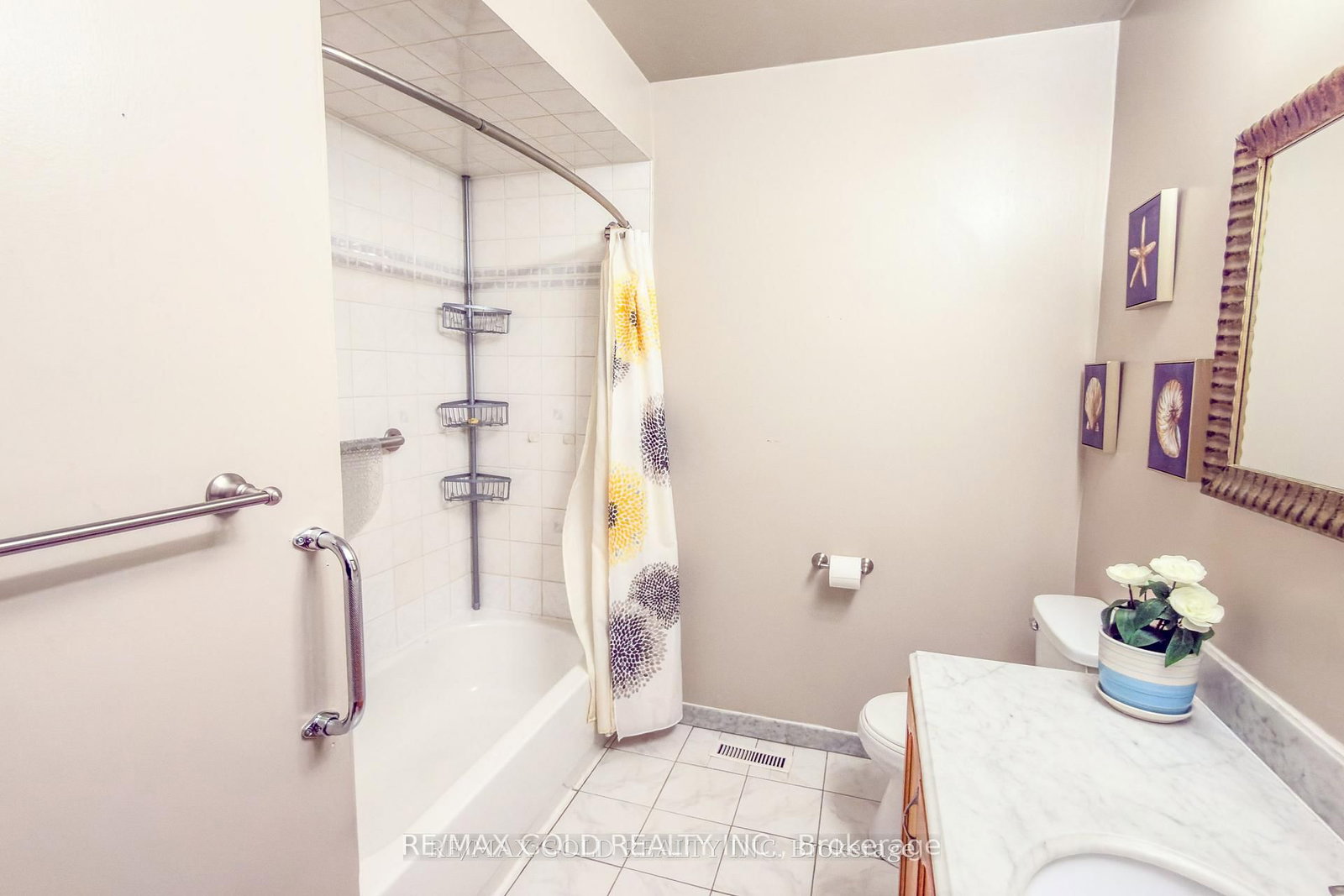 Semi-Detached House for sale at 80 Ivybridge Drive, Brampton, Ontario, L6V 2X3 - Madoc - MLS: W12963382