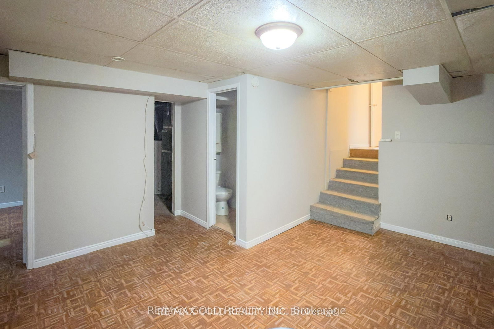 Semi-Detached House for sale at 80 Ivybridge Drive, Brampton, Ontario, L6V 2X3 - Madoc - MLS: W12963382