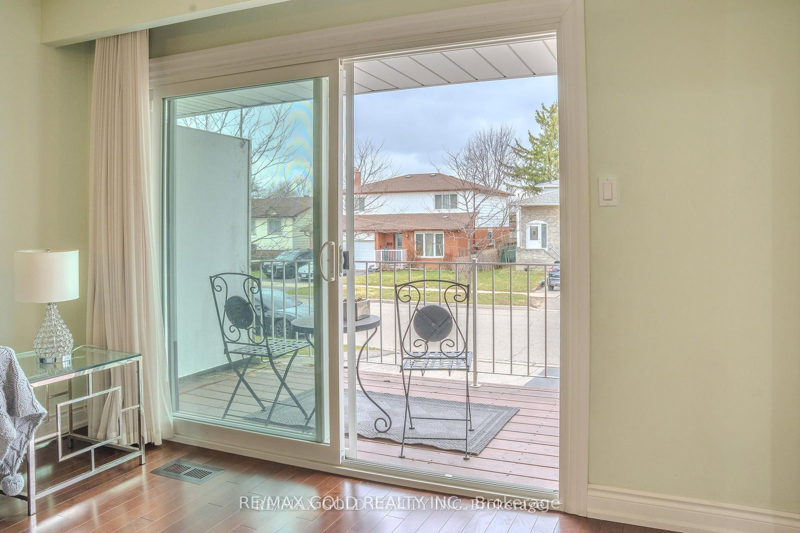 Semi-Detached House for sale at 80 Ivybridge Drive, Brampton, Ontario, L6V 2X3 - Madoc - MLS: W12963382