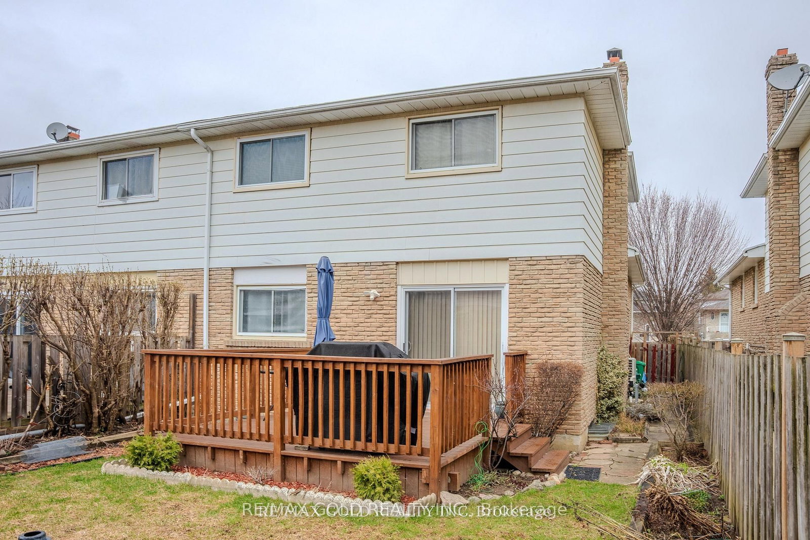 Semi-Detached House for sale at 80 Ivybridge Drive, Brampton, Ontario, L6V 2X3 - Madoc - MLS: W12963382