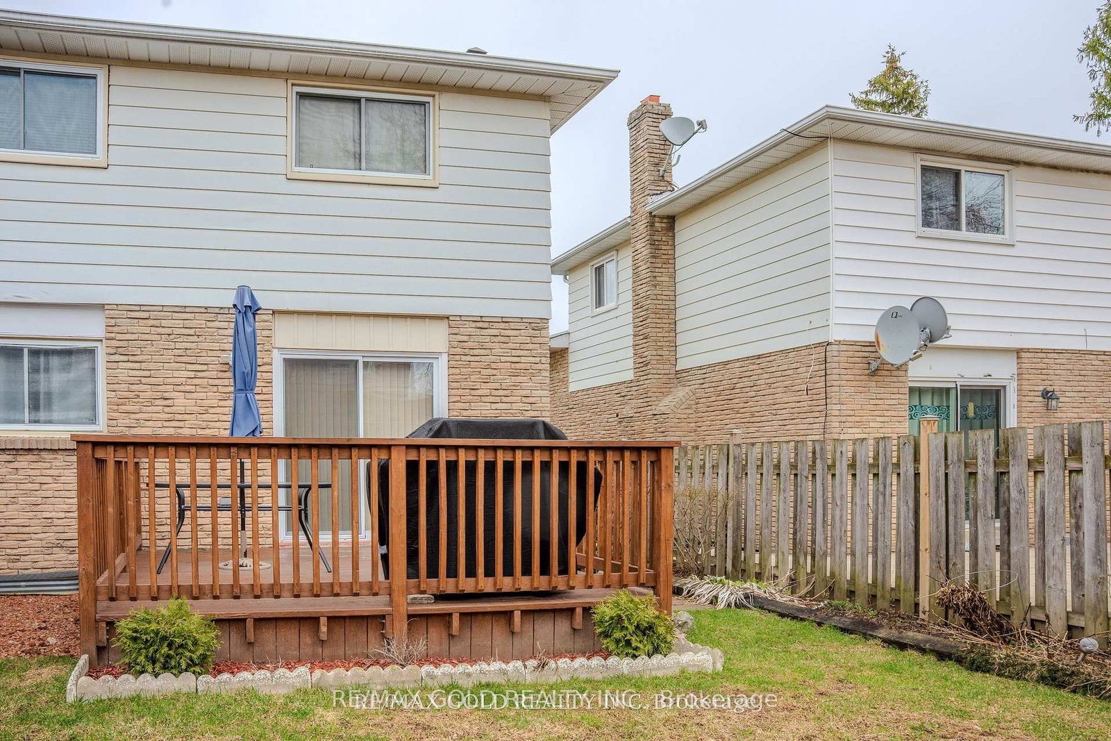 Semi-Detached House for sale at 80 Ivybridge Drive, Brampton, Ontario, L6V 2X3 - Madoc - MLS: W12963382