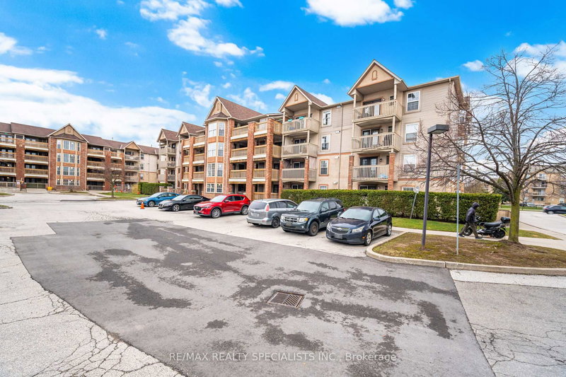 305 - 4003 Kilmer Dr, Burlington, L7M 4M1 | Image 2