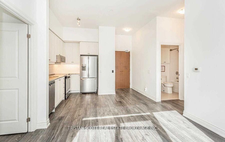 Condo for lease at 102-1050 Main Street, Milton, Ontario, L9T 6H7 - Dempsey - MLS: W12963514