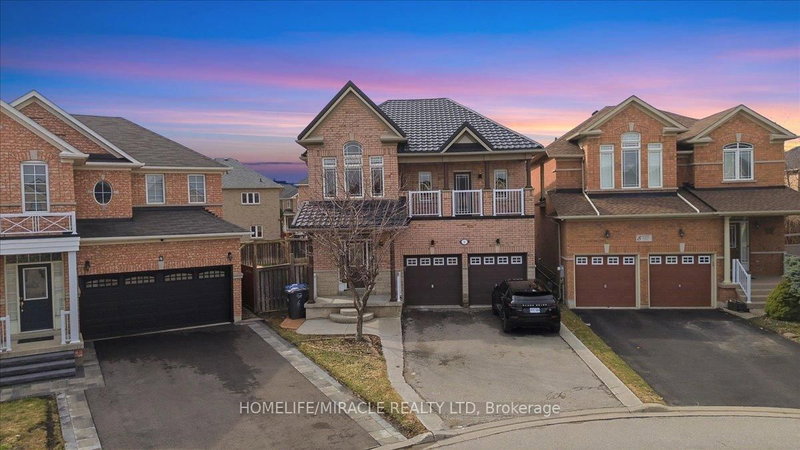 6 Prima Vista Crt, Brampton, L7A 3W8 | Image 2