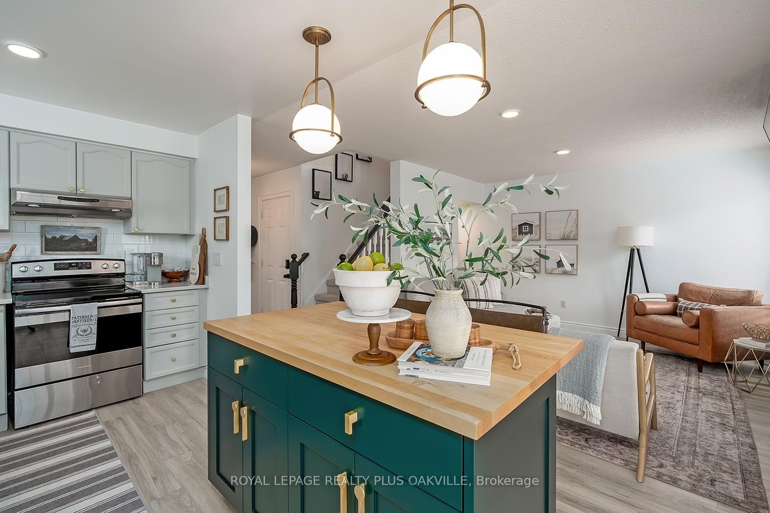 Semi-Detached House for sale at 1159 Barclay Circle, Milton, Ontario, L9T 5V8 - Beaty - MLS: W12963670