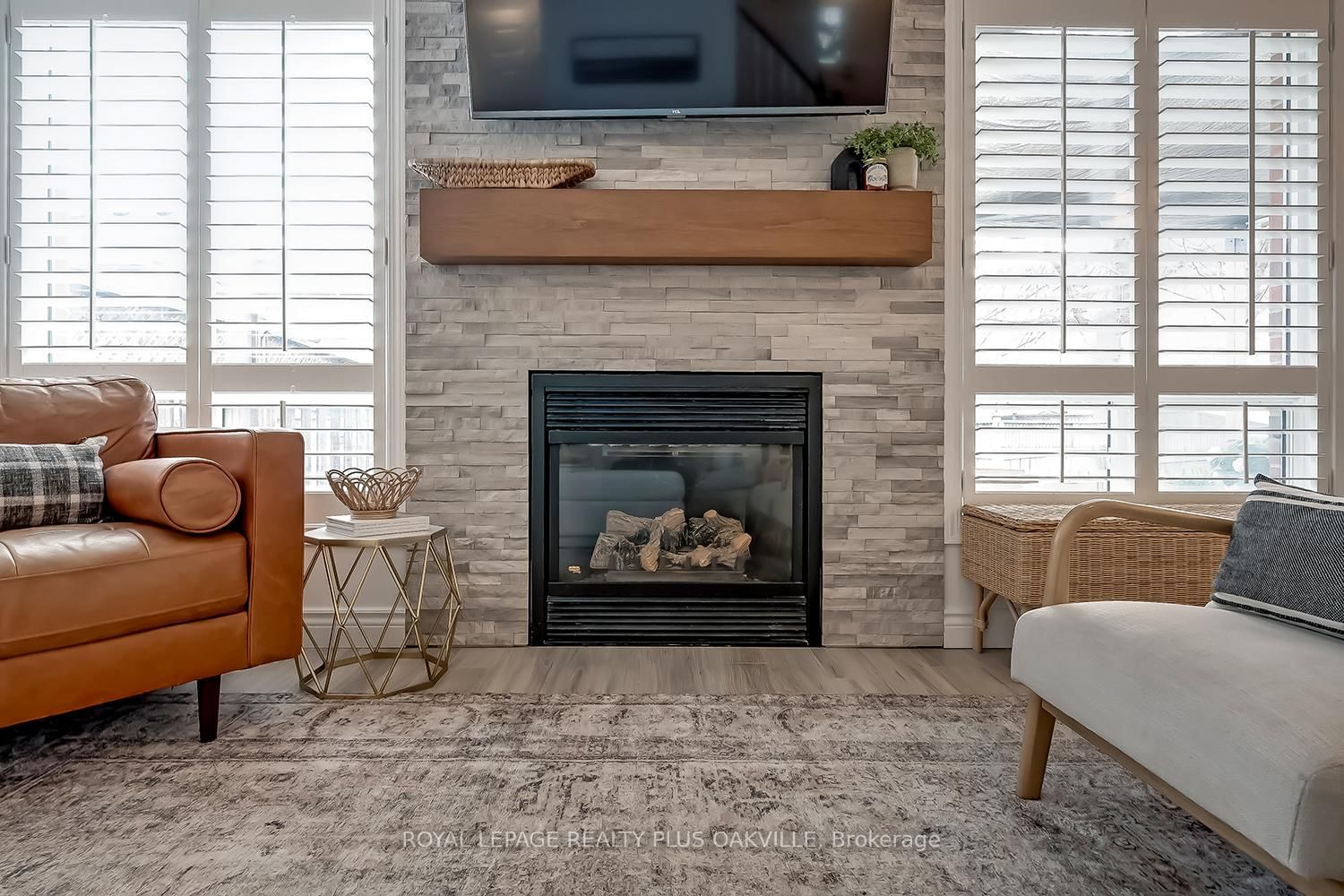 Semi-Detached House for sale at 1159 Barclay Circle, Milton, Ontario, L9T 5V8 - Beaty - MLS: W12963670