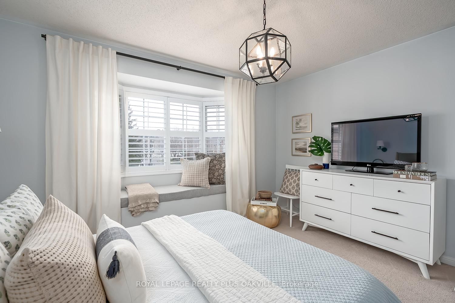 Semi-Detached House for sale at 1159 Barclay Circle, Milton, Ontario, L9T 5V8 - Beaty - MLS: W12963670