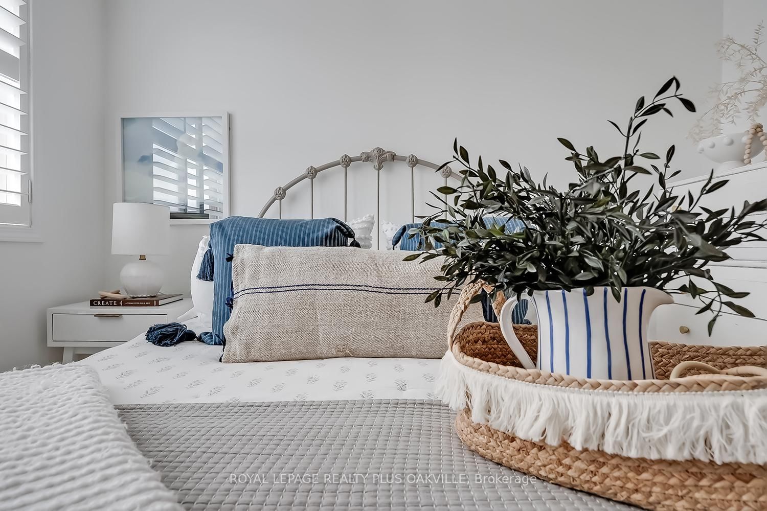 Semi-Detached House for sale at 1159 Barclay Circle, Milton, Ontario, L9T 5V8 - Beaty - MLS: W12963670