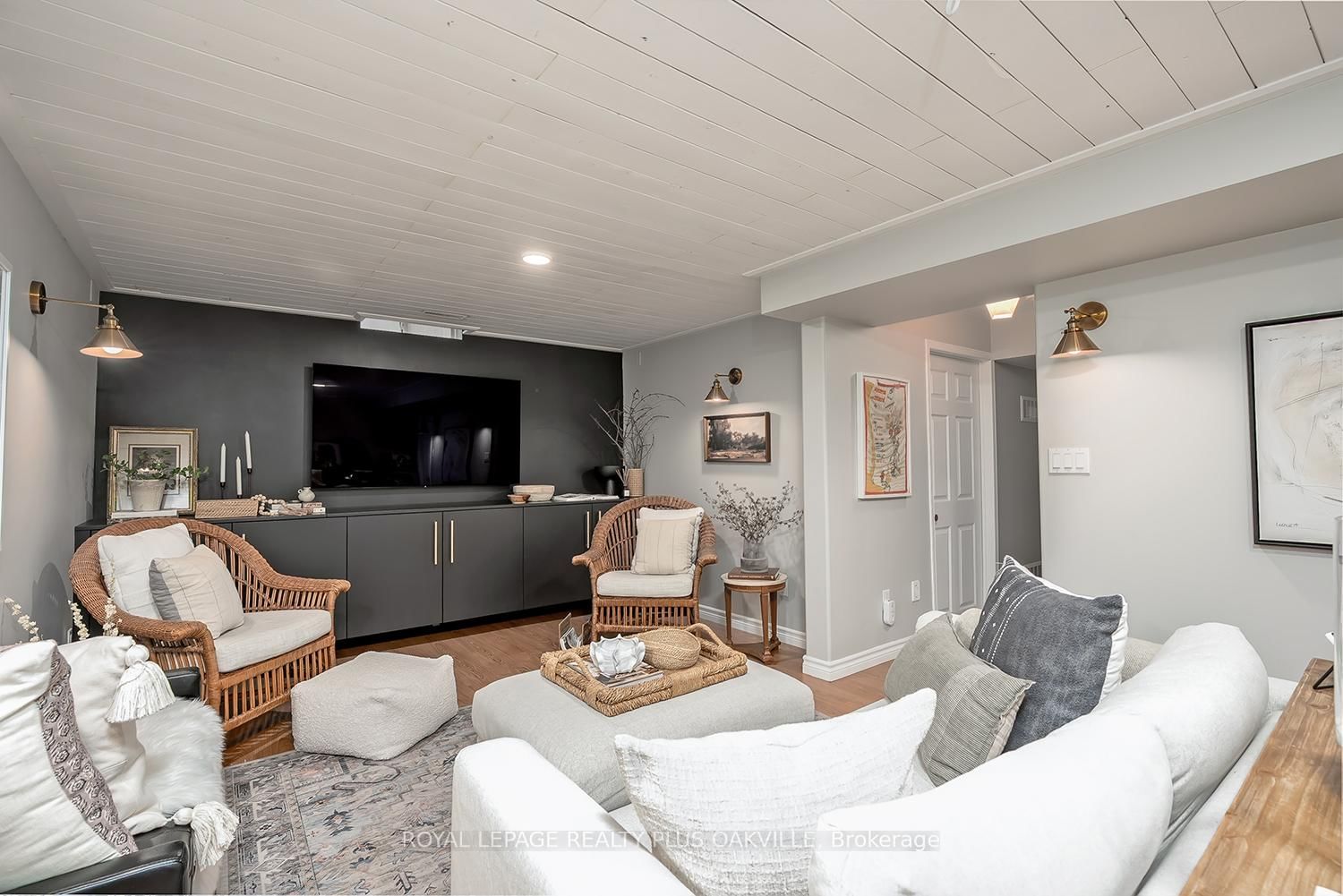 Semi-Detached House for sale at 1159 Barclay Circle, Milton, Ontario, L9T 5V8 - Beaty - MLS: W12963670