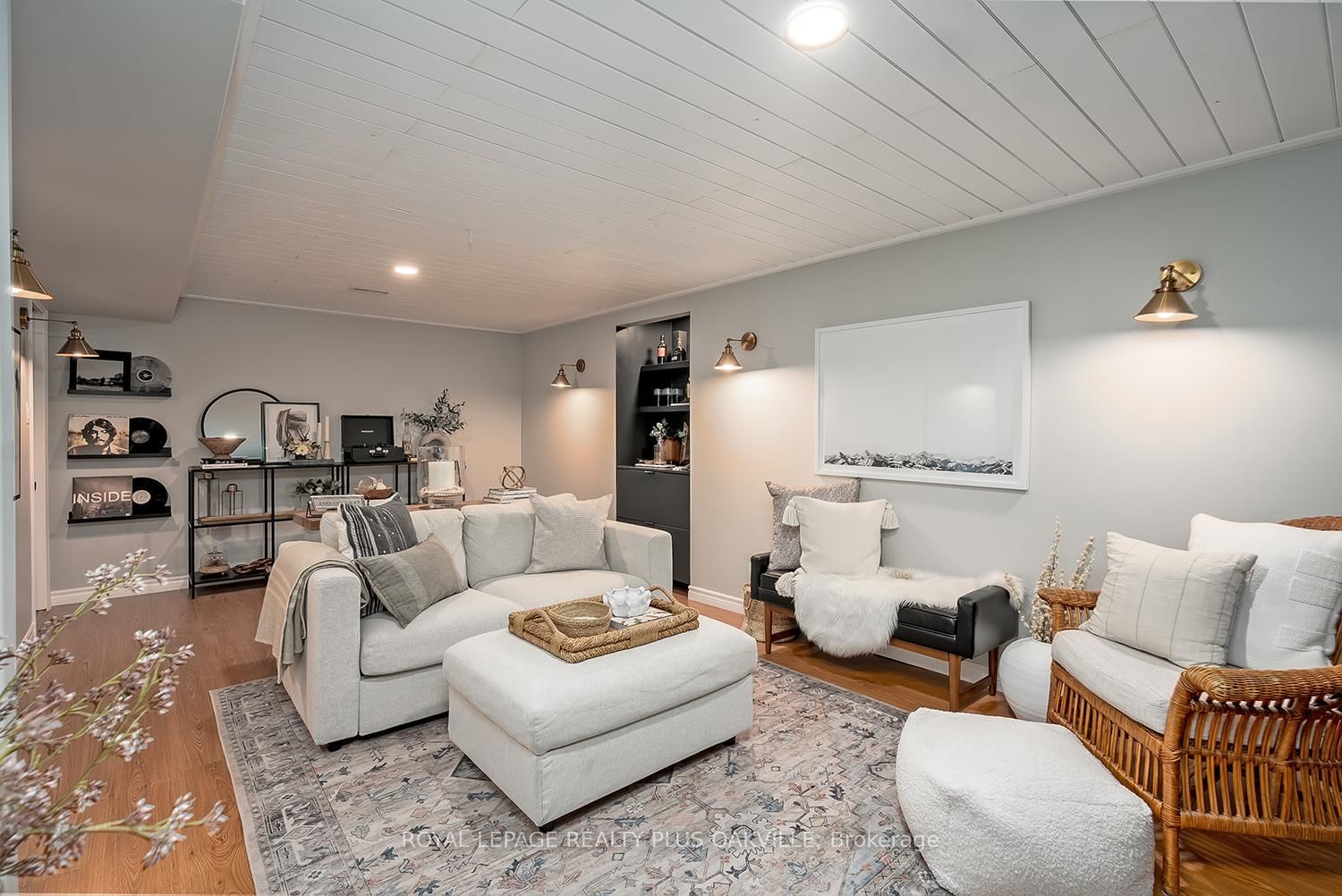 Semi-Detached House for sale at 1159 Barclay Circle, Milton, Ontario, L9T 5V8 - Beaty - MLS: W12963670