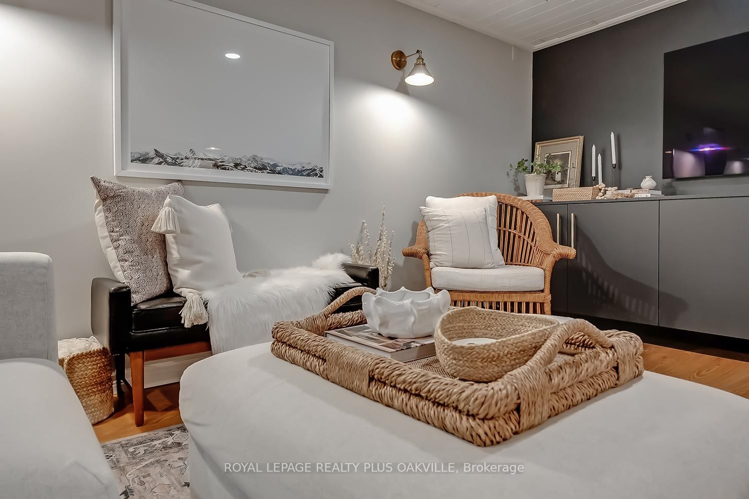 Semi-Detached House for sale at 1159 Barclay Circle, Milton, Ontario, L9T 5V8 - Beaty - MLS: W12963670