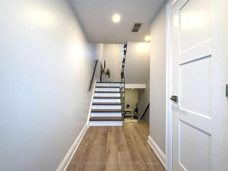 30 - 629 Rathburn Rd, Toronto, M9C 3T5 | Image 2