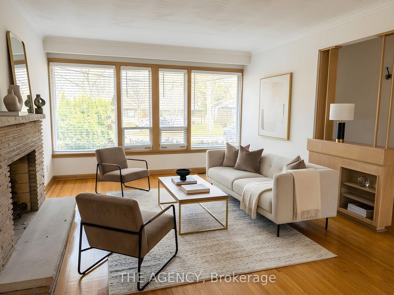 Main - 64 Farningham Cres, Toronto, M9B 3B6 | Image 2