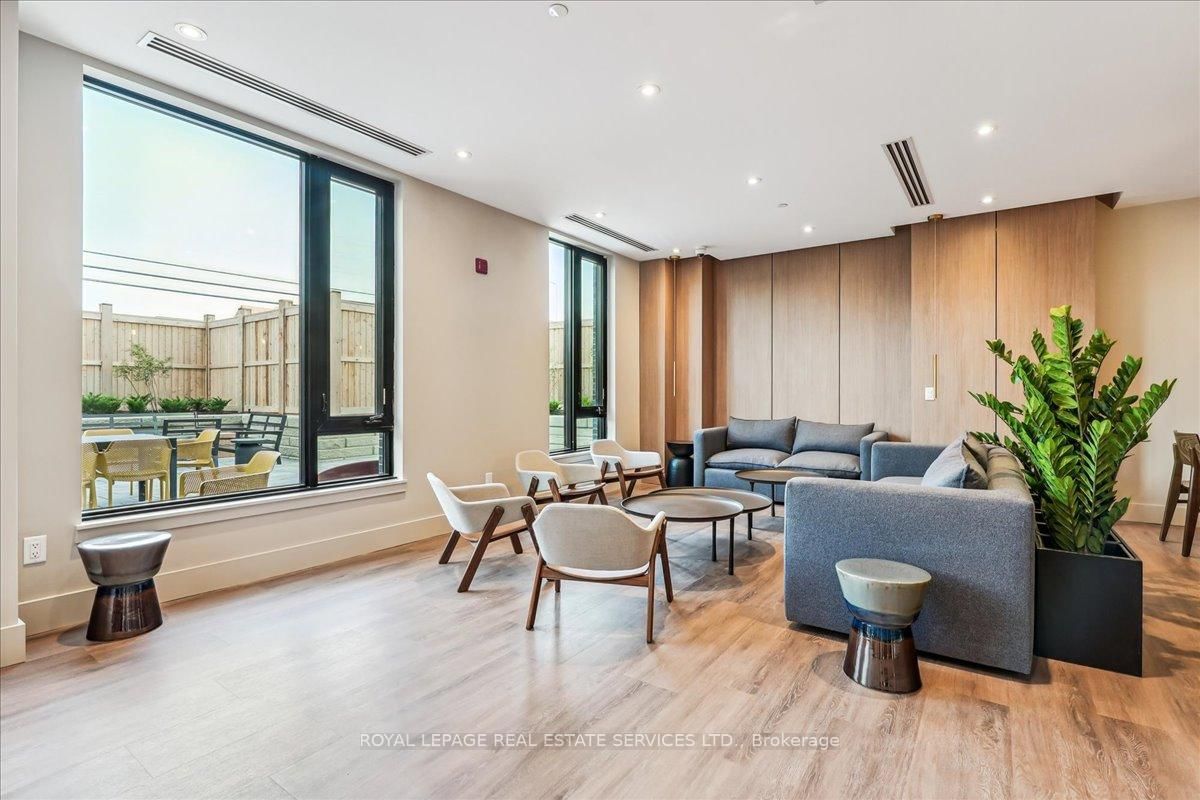 Condo for sale at 202-1440 Clarriage Court, Milton, Ontario, L9T 2X5 - Ford - MLS: W12964238