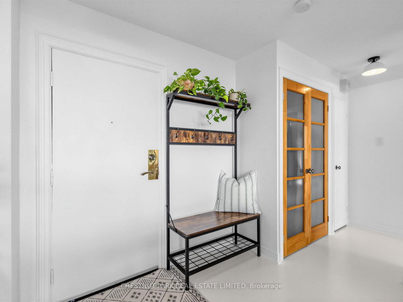 1210 - 541 Blackthorn Ave, Toronto, M6M 5A6 | Image 2