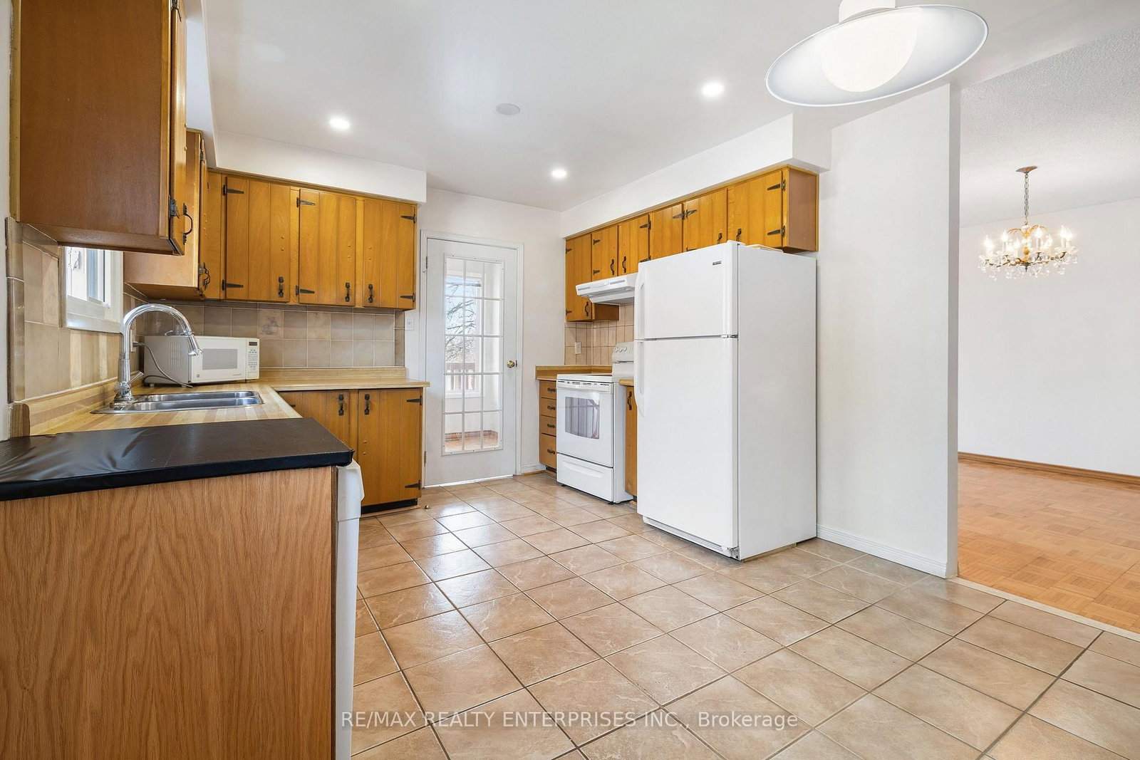 Detached House for sale at 75 Lakecrest Trail, Brampton, Ontario, L6Z 1S4 - Heart Lake West - MLS: W12964884