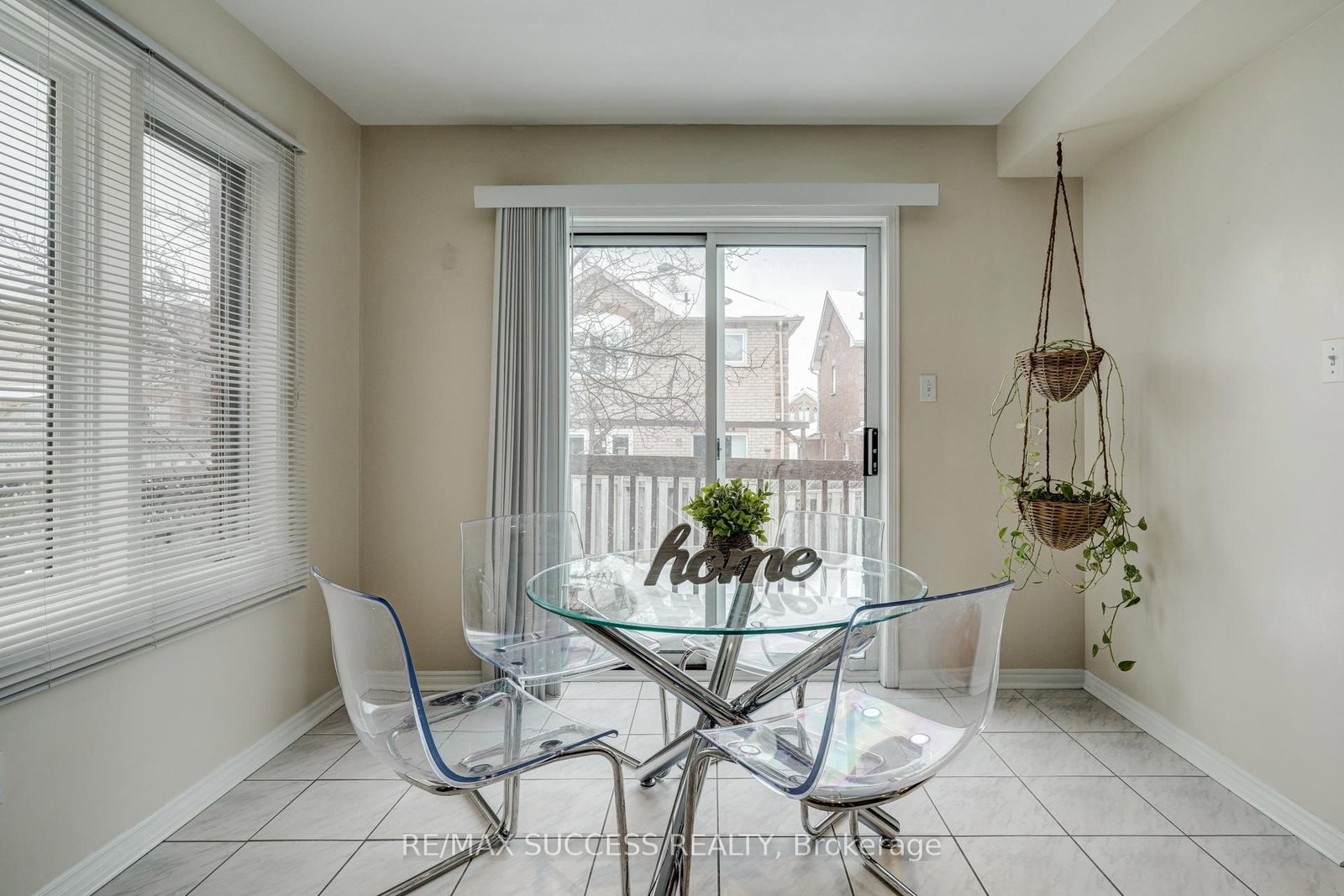 Detached House for sale at 118 White Tail Crescent, Brampton, Ontario, L6Y 5C3 - Fletcher's West - MLS: W12965036