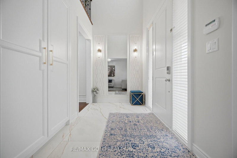 43 Decorso Dr, Brampton, L6P 3Y3 | Image 3