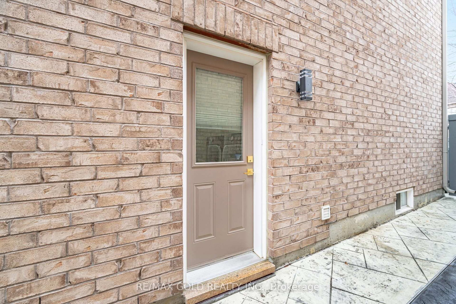 Detached House for sale at 43 Decorso Drive, Brampton, Ontario, L6P 3Y3 - Bram East - MLS: W12965094