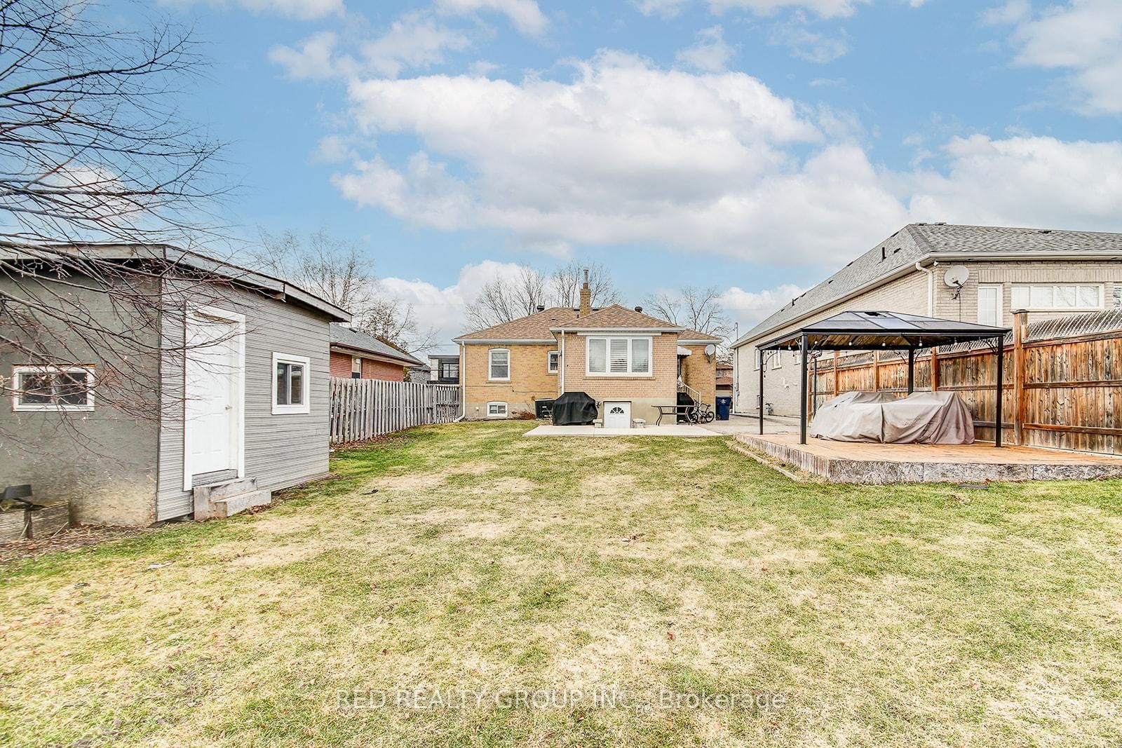 Detached House for sale at 81 Grovedale Avenue, Toronto, Ontario, M6L 1Y8 - Maple Leaf - MLS: W12965178