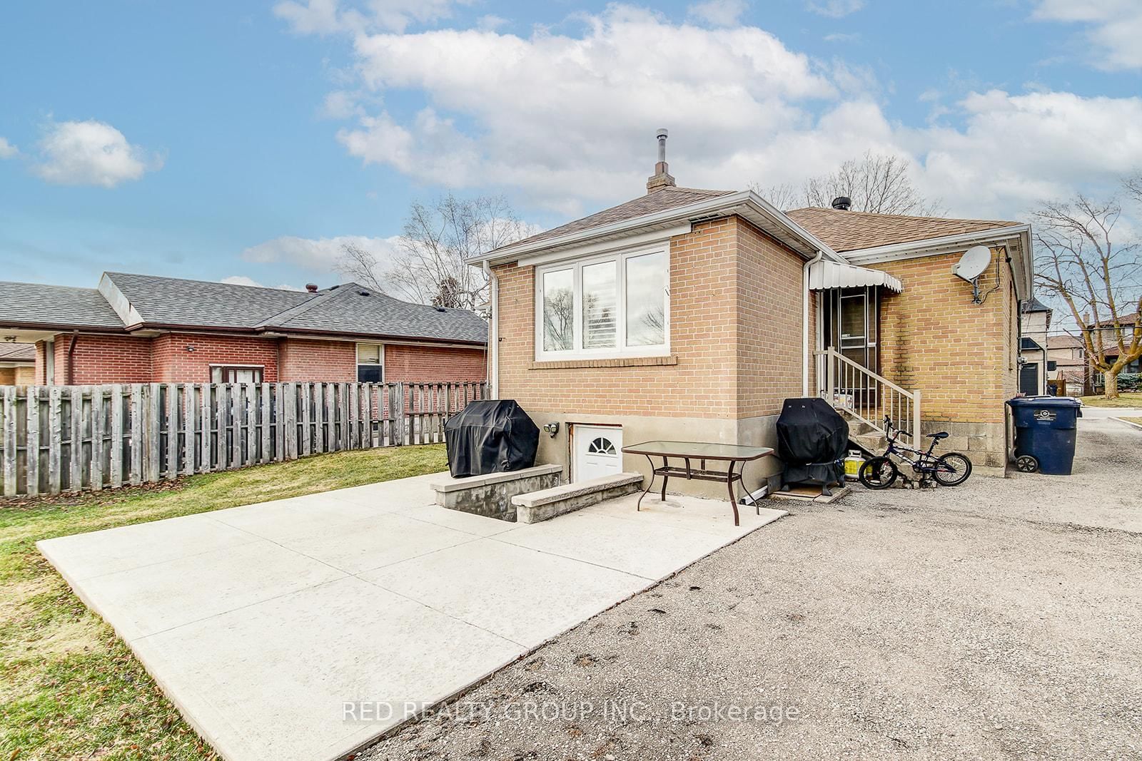Detached House for sale at 81 Grovedale Avenue, Toronto, Ontario, M6L 1Y8 - Maple Leaf - MLS: W12965178