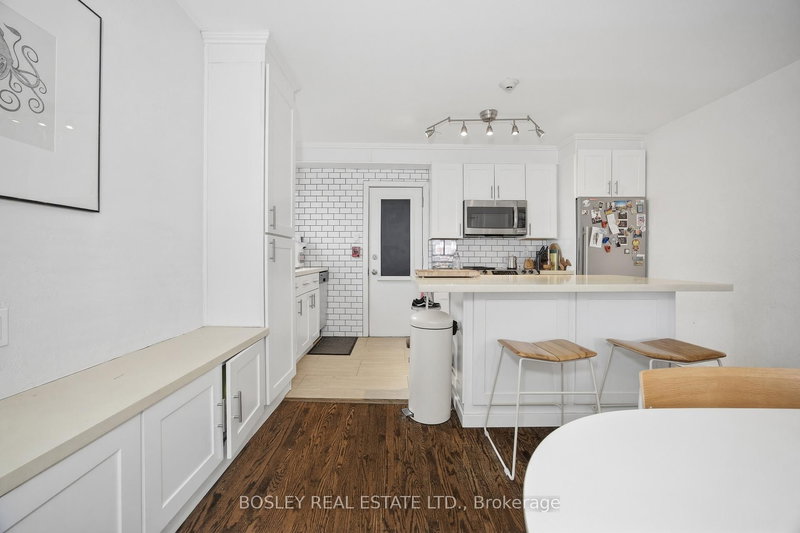 home for lease on 3-308 South Kingsway Street