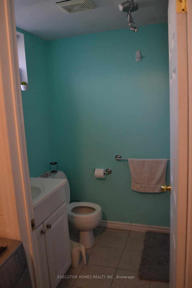 Basement - 1165 Ogden Ave, Mississauga, L5E 2G8 | Image 2