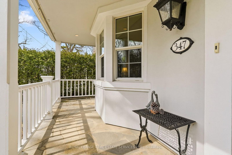 347 Douglas Ave, Oakville, L6J 3S7 | Image 3