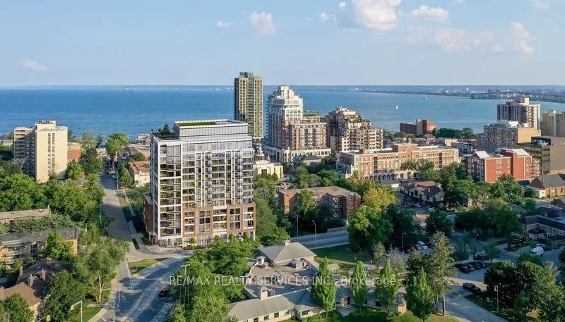 home for lease on 412-2088 James Street