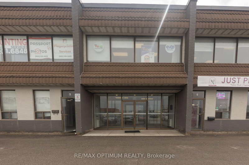 213 - 50 Steeles Ave E, Milton, L9T 4W9 | Image 2