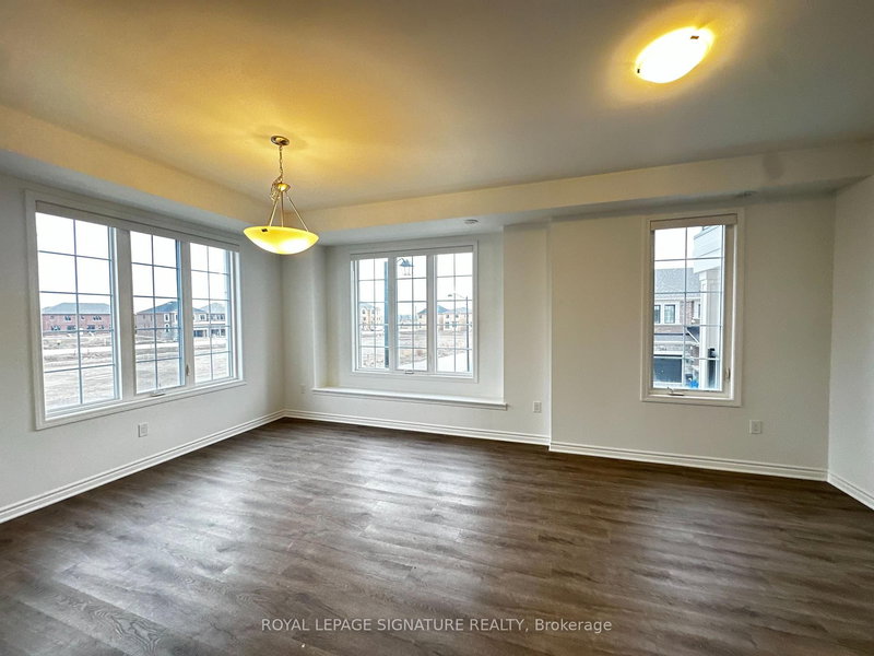 home for lease on 15-1259 Lily Crescent