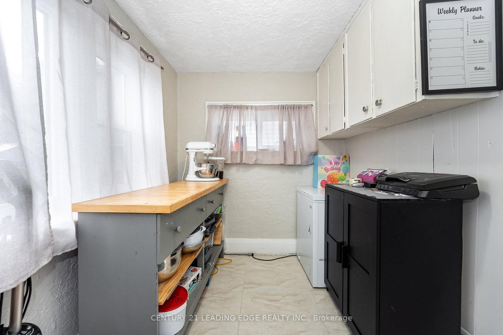 Detached House for sale at 38 Goldwin Avenue, Toronto, Ontario, M6M 2C4 - Mount Dennis - MLS: W12966106