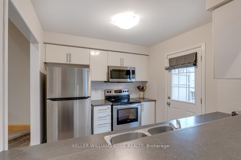 Townhouse for sale at 649 Frank Place, Milton, Ontario, L9T 0P8 - Harrison - MLS: W12966130