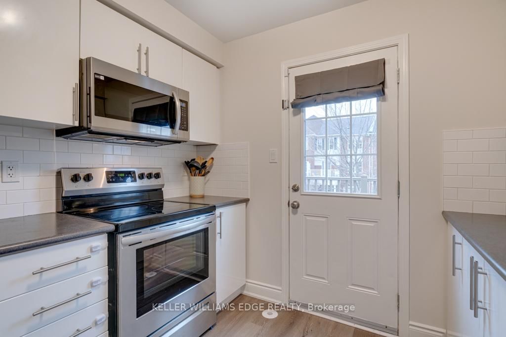 Townhouse for sale at 649 Frank Place, Milton, Ontario, L9T 0P8 - Harrison - MLS: W12966130