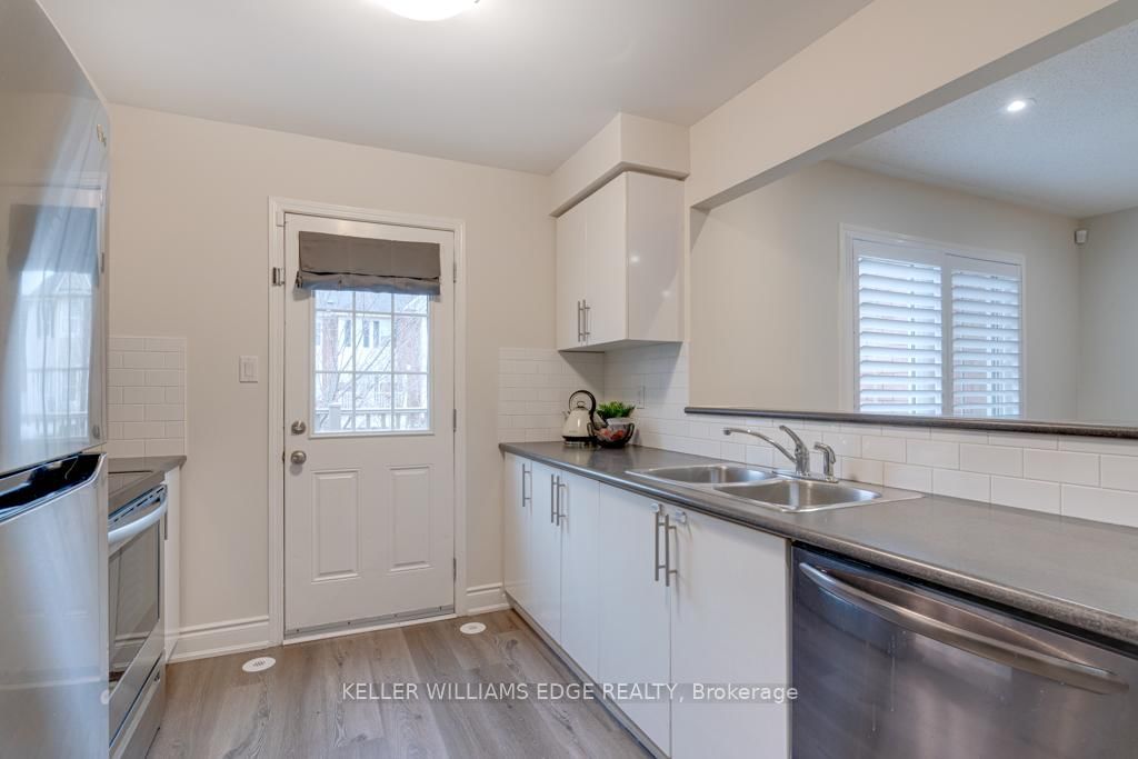 Townhouse for sale at 649 Frank Place, Milton, Ontario, L9T 0P8 - Harrison - MLS: W12966130