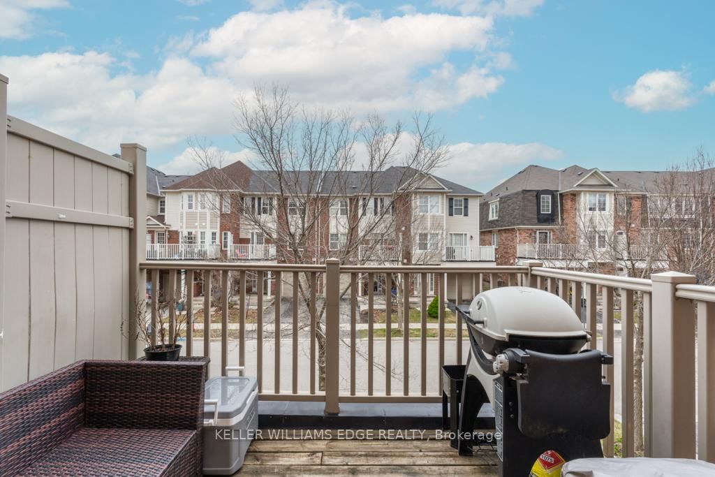Townhouse for sale at 649 Frank Place, Milton, Ontario, L9T 0P8 - Harrison - MLS: W12966130