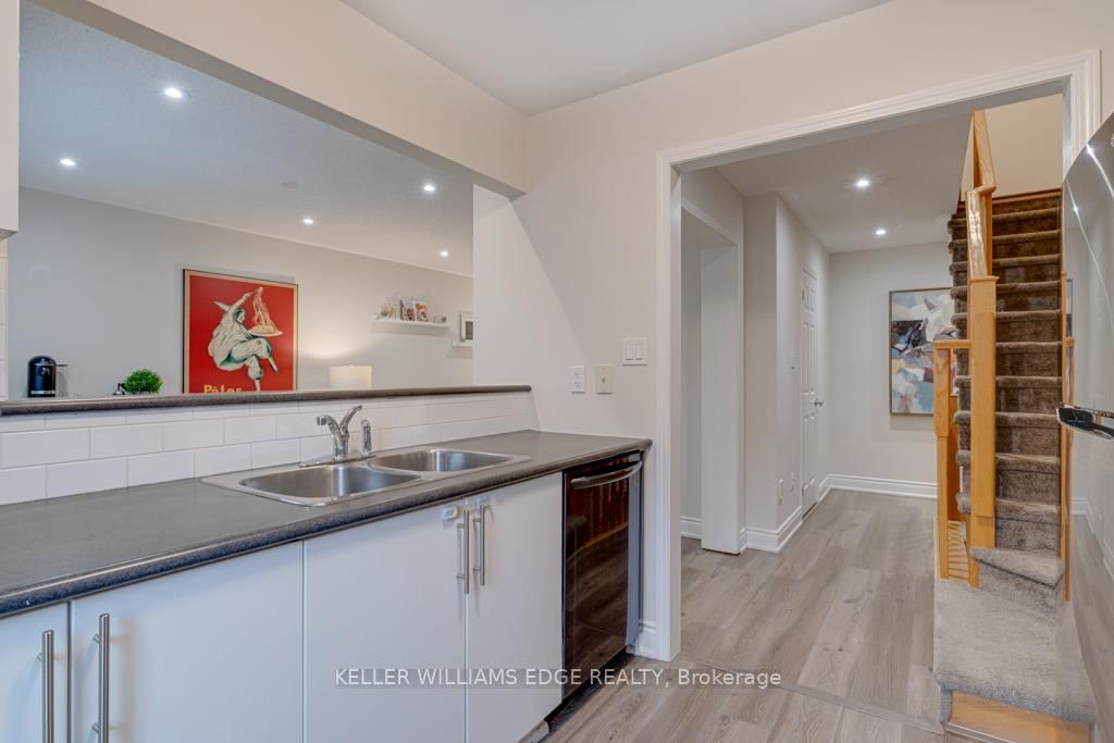 Townhouse for sale at 649 Frank Place, Milton, Ontario, L9T 0P8 - Harrison - MLS: W12966130