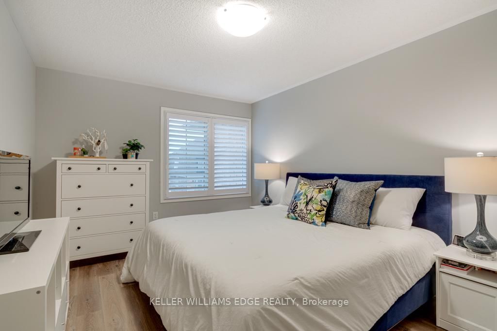 Townhouse for sale at 649 Frank Place, Milton, Ontario, L9T 0P8 - Harrison - MLS: W12966130