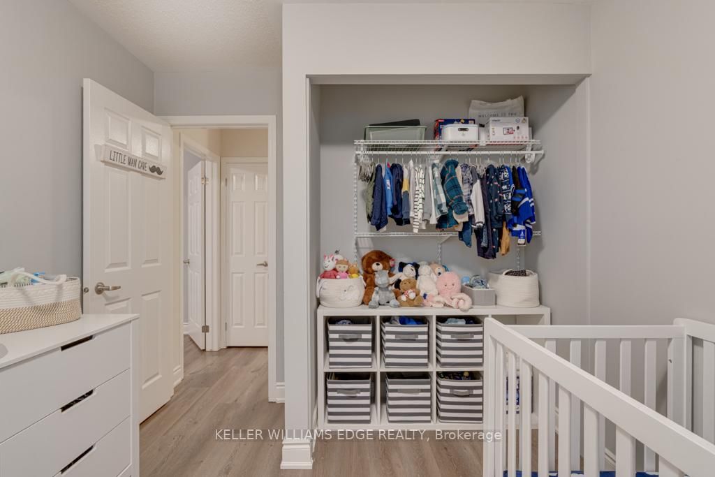 Townhouse for sale at 649 Frank Place, Milton, Ontario, L9T 0P8 - Harrison - MLS: W12966130