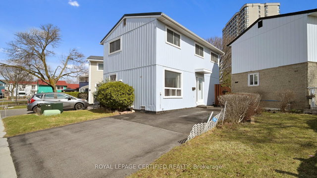 99 Huntingwood Crescent