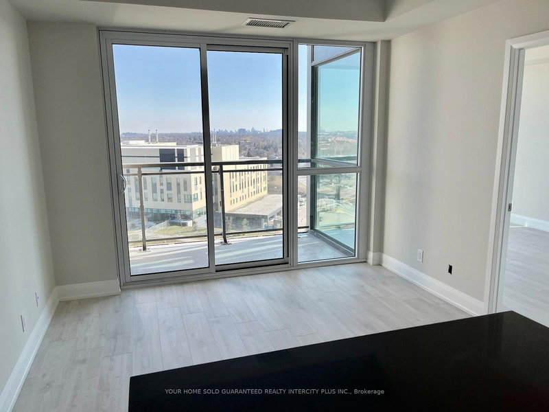 1405 - 15 Lynch St, Brampton, L6W 2Z8 | Image 3