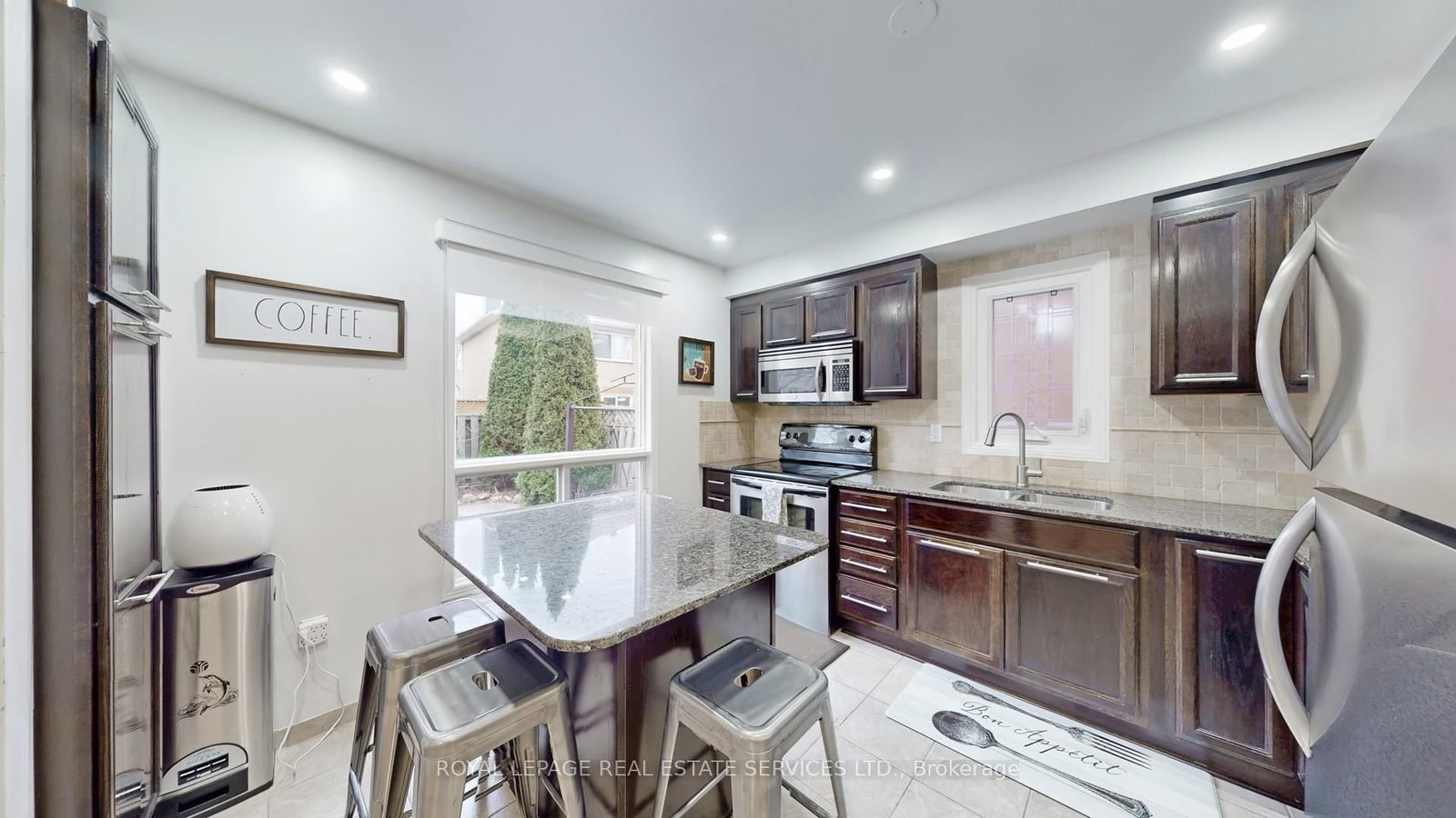 Detached House for sale at 47 Hood Crescent, Brampton, Ontario, L6Y 4S7 - Fletcher's West - MLS: W12966780