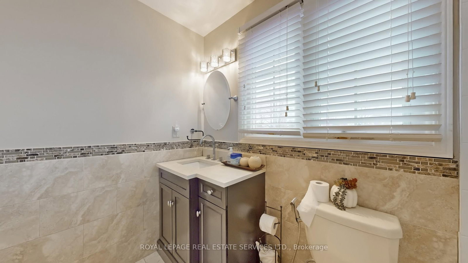 Detached House for sale at 47 Hood Crescent, Brampton, Ontario, L6Y 4S7 - Fletcher's West - MLS: W12966780